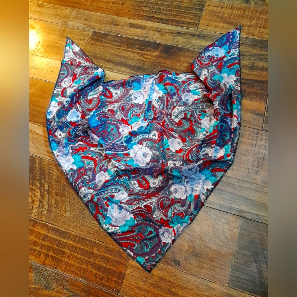 Ladies Head, Neck Scarf Rose Paisley Print Vintage Beautiful